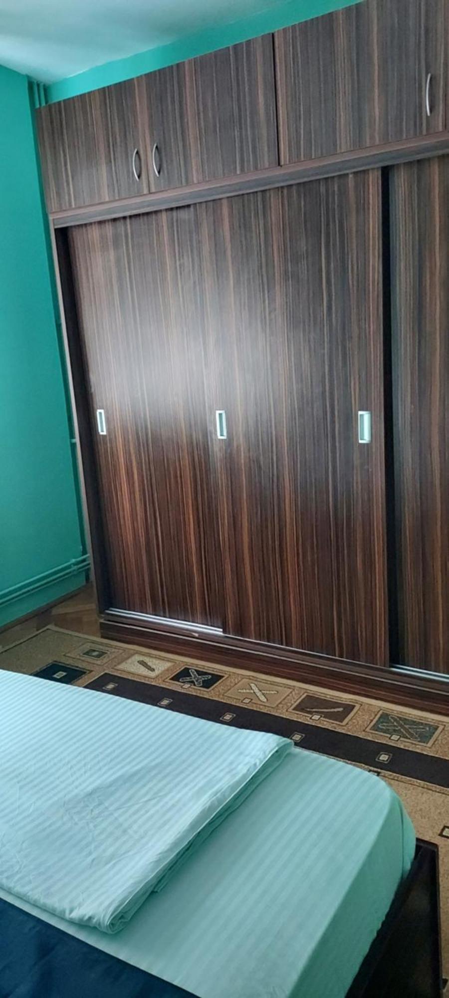 Apartament Gara Mica Apartment Арад Екстериор снимка