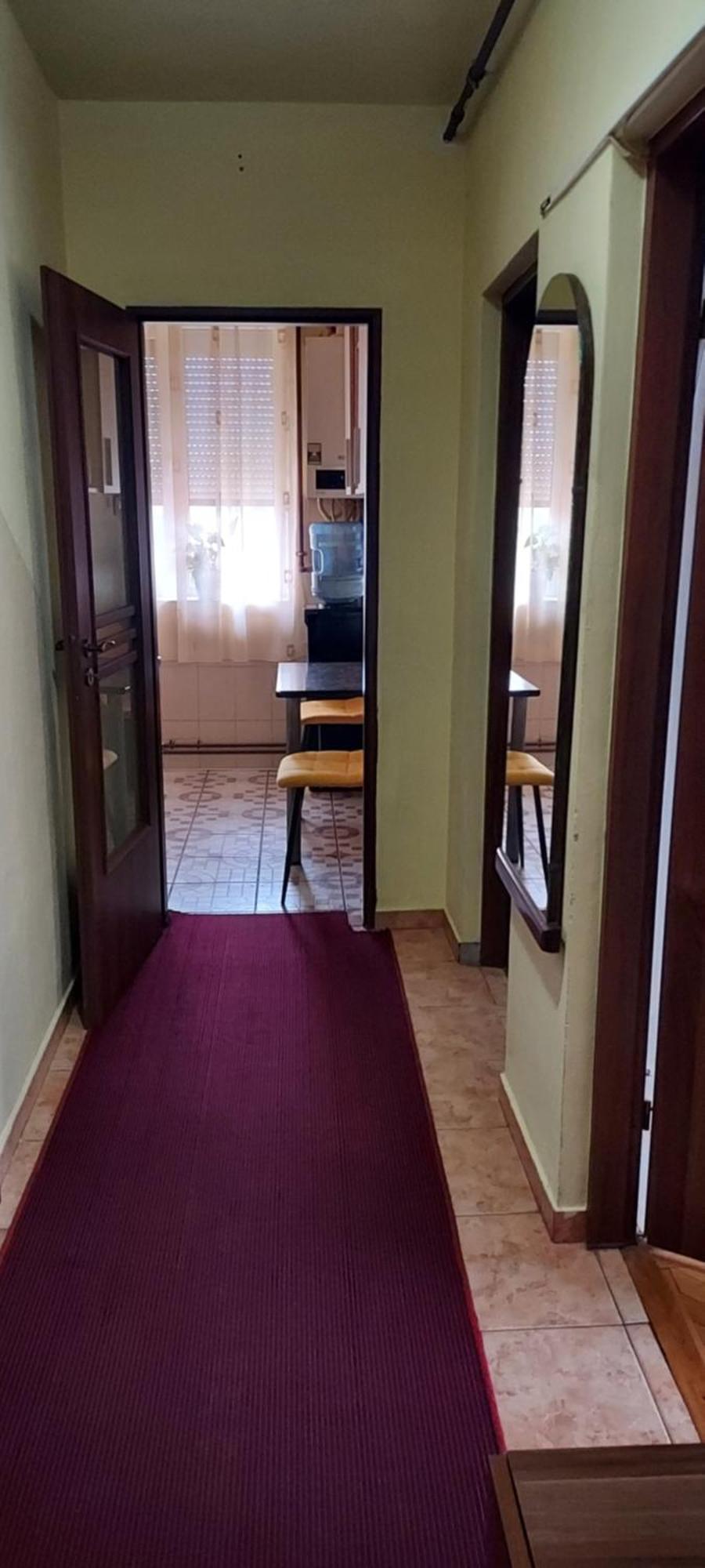 Apartament Gara Mica Apartment Арад Екстериор снимка